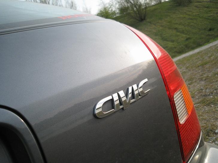 Honda Civic 1,5i LS - Hvis man skulle være i tvivl, så er det en Civic. billede 3