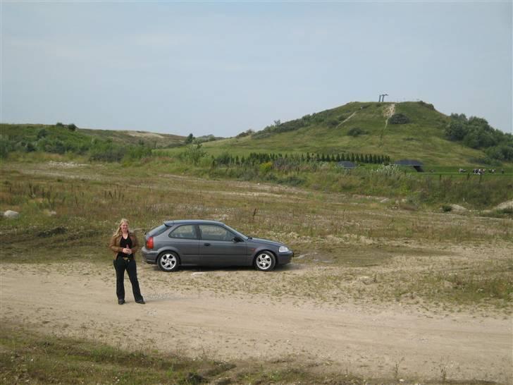 Honda Civic 1,5i LS - Det kan være rart at få tingene på afstand.... billede 7