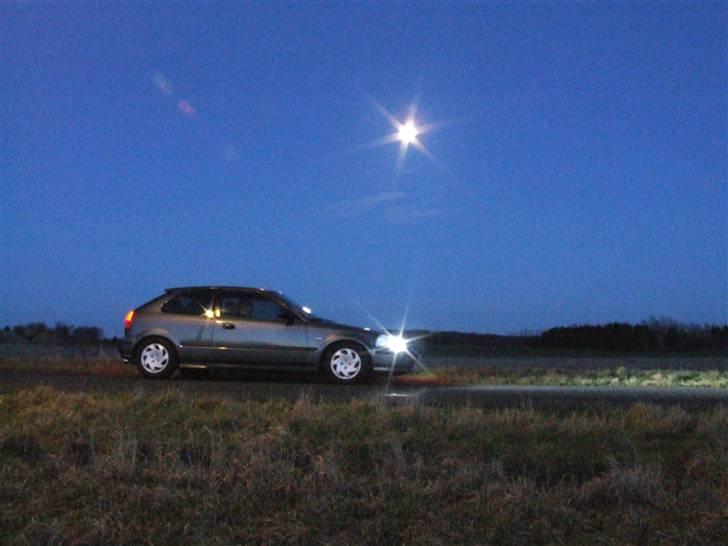 Honda Civic 1,5i LS - Desværre lidt grumset, men nyt på vej... billede 15