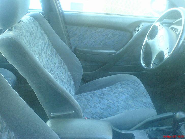 Toyota Carina E Galla 'solgt' billede 7