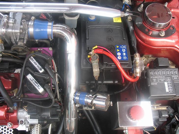 Mazda 323f..TURBO..solgt.. billede 16