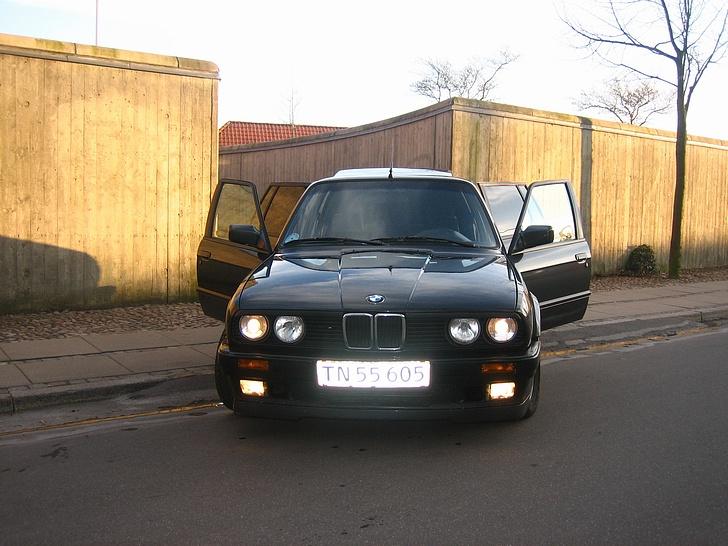 BMW E30 325IX touring (solgt). billede 1