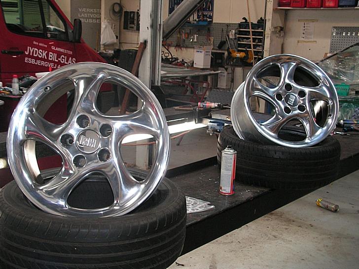 VW Golf 4 1,8 underopbygning - fælgene som er kommet fra polering billede 6