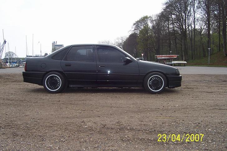 Opel Vectra2000  - Disse fælge er til salg eller følger med ved evt salg billede 10