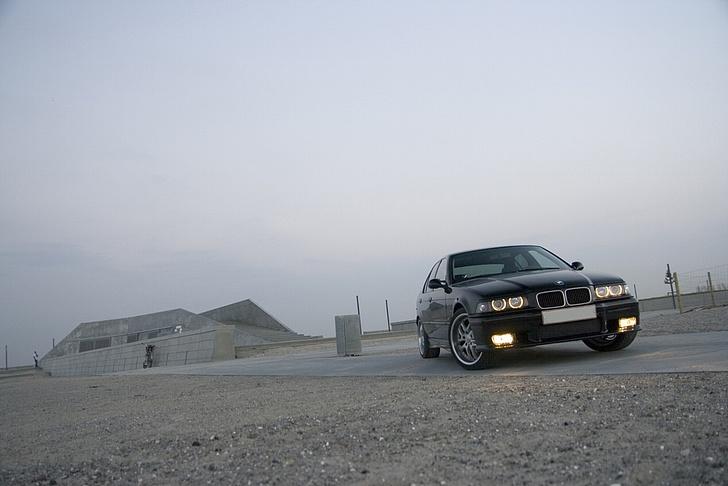 BMW 320I billede 7
