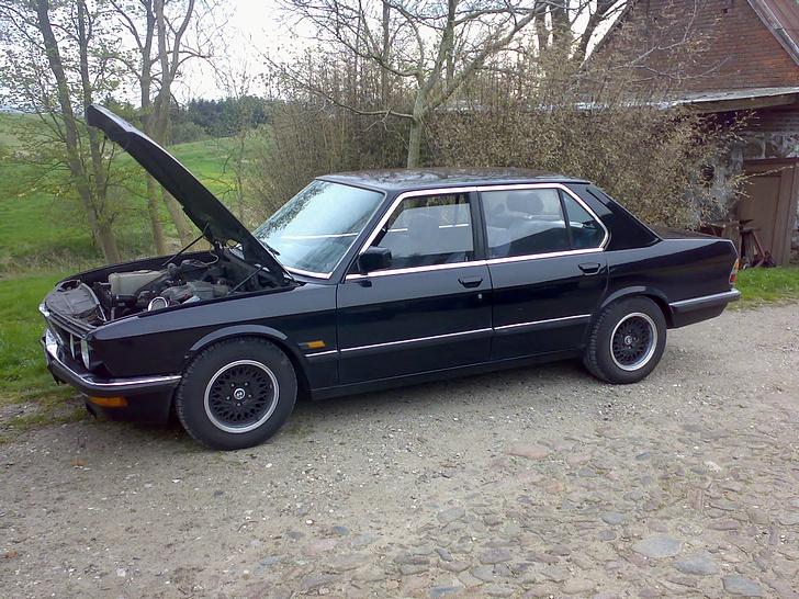 BMW E28 518i billede 11