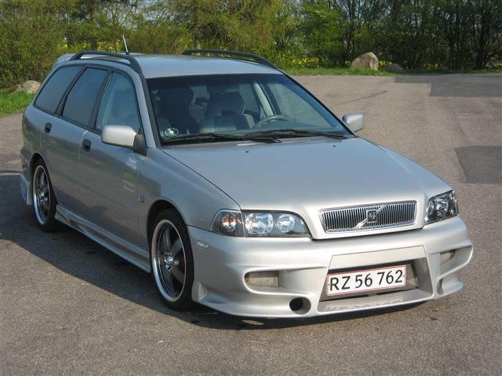 Volvo V40 CarZone "Solgt" billede 4