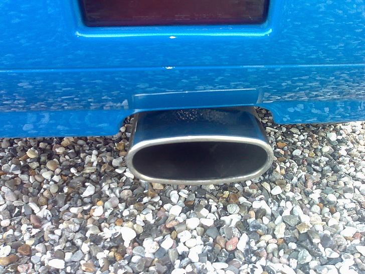 Nissan Micra K10 - Død - Rørhale der passer perfekt i udskæringen billede 14