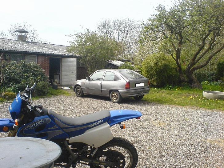 Opel kadett  solgt til skrot  billede 3