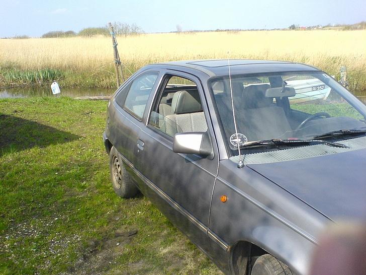 Opel kadett  solgt til skrot  billede 17
