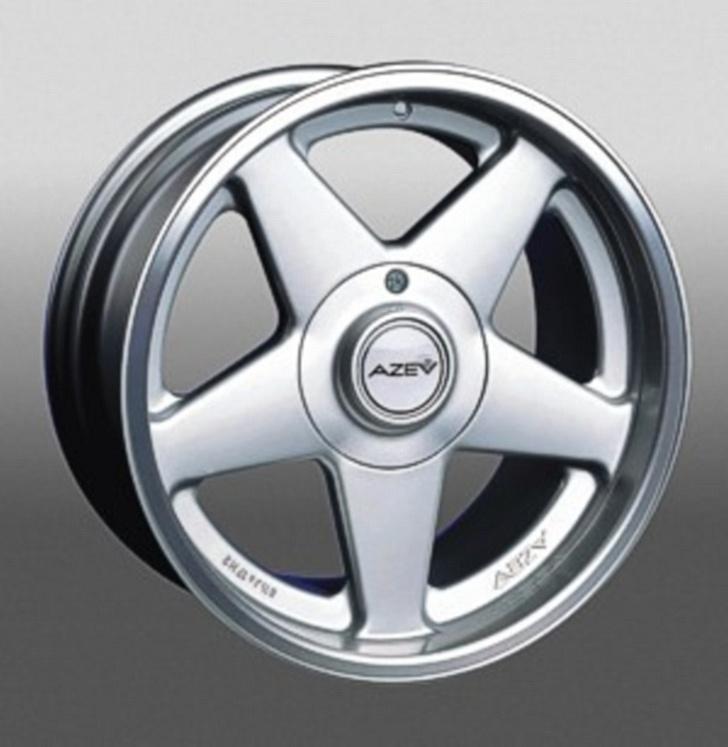 Nissan Primera 1,6 LX PLUS - Mine gamle fælge. billede 7