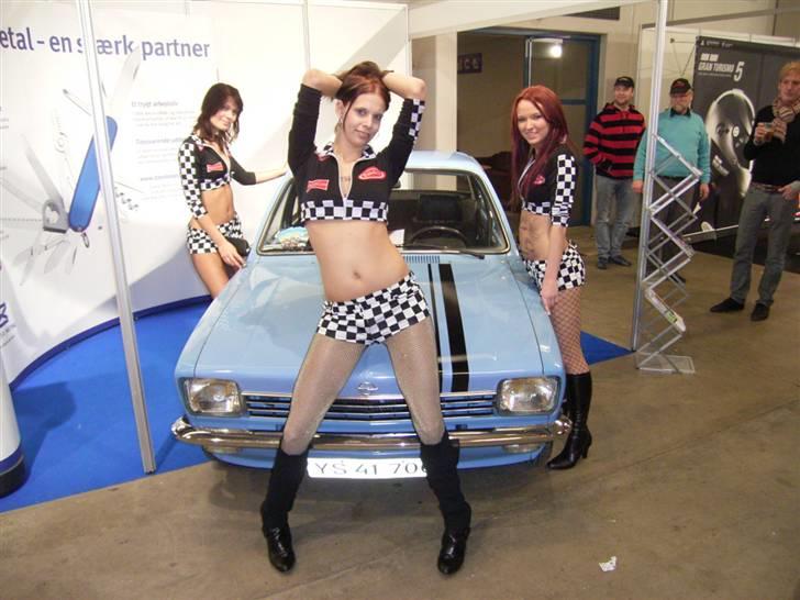 Opel Kadett C "Filmstjernen" - Vmax live show ´08 tak til Martin fra www.daekimporten.dk og hans piger, samt Dansk Metal billede 7