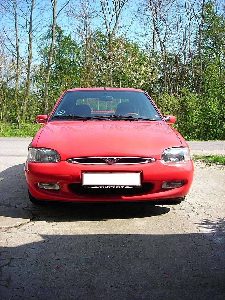 Ford Escort SOLGT - 26/04-2007 billede 1