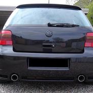 VW Golf IV R32