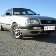 Audi 80 B4 (total skadet)