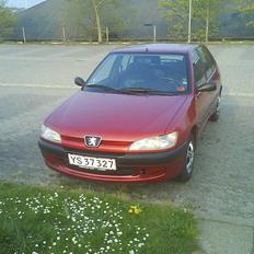 Peugeot 306 (SOLGT)