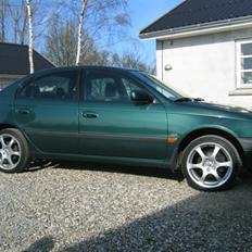 Toyota Avensis 2.0 Sol (solgt)