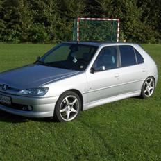 Peugeot 306 årgang        (SOLGT)
