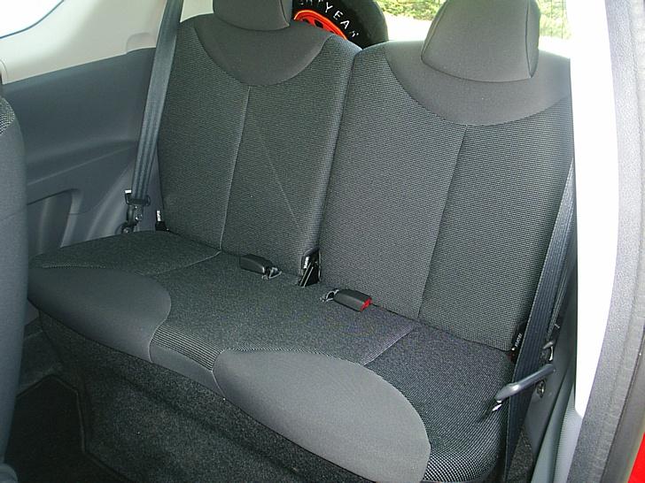 Peugeot 107 1,0  -Totalskadet- billede 5