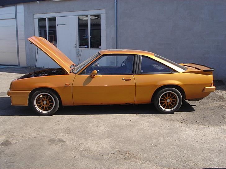 Opel manta b - solgt billede 3