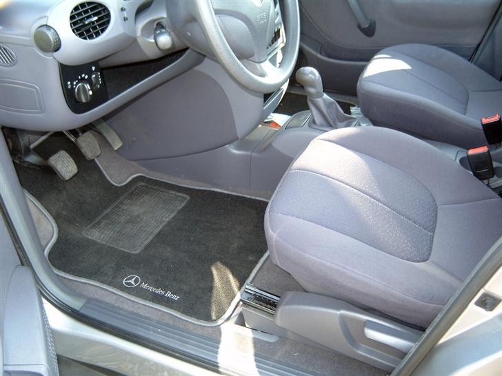 Mercedes Benz A160  1999  * SOLGT * - De nye bundmåtter med NAVN selvfølgelig... ;-) billede 7