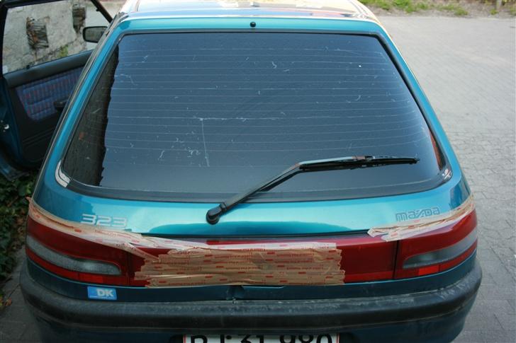 Mazda 323 BG DØD billede 13