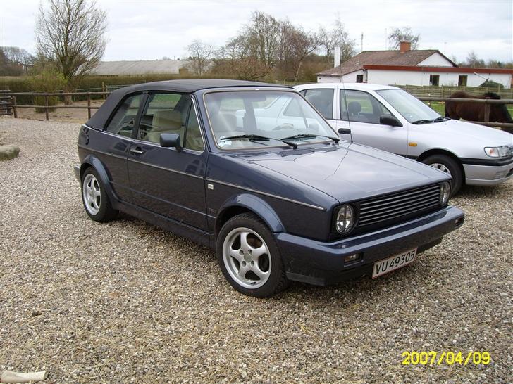 VW Golf 1 Cabriolet SOLGT billede 1