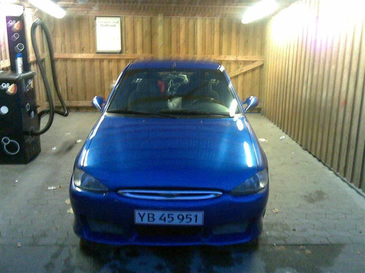 Ford escort 1,8 16v *Solgt* billede 1