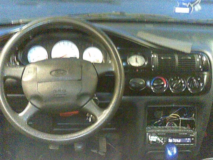 Ford escort 1,8 16v *Solgt* billede 5