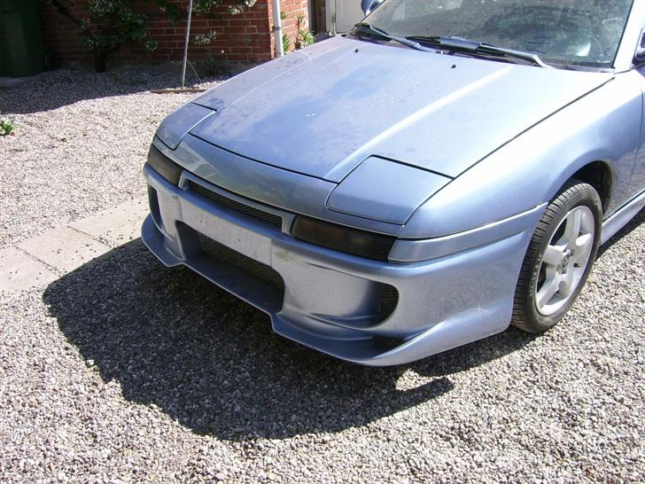 Mazda ...::323 F::... solgt billede 1