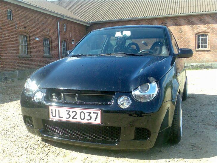VW Lupo 3L - Mangler lige at få fronten lavet, man kan nemlig ikke købe en som passer..... billede 7