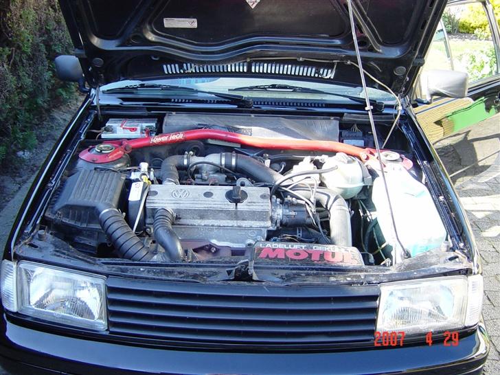 VW Polo G40 (Solgt) - her skulle ligger godt 150 heste ;) billede 8