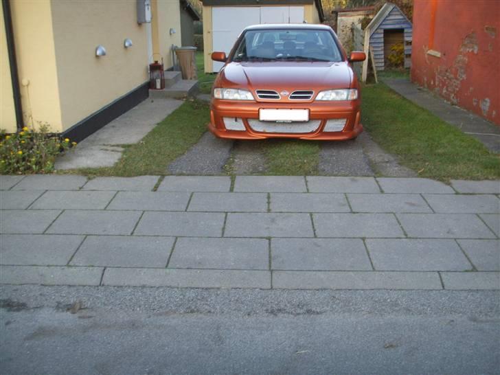 Nissan primera SE - ja lidt har den ændret udseendne .. mangler da øjenskygge.. :D billede 12