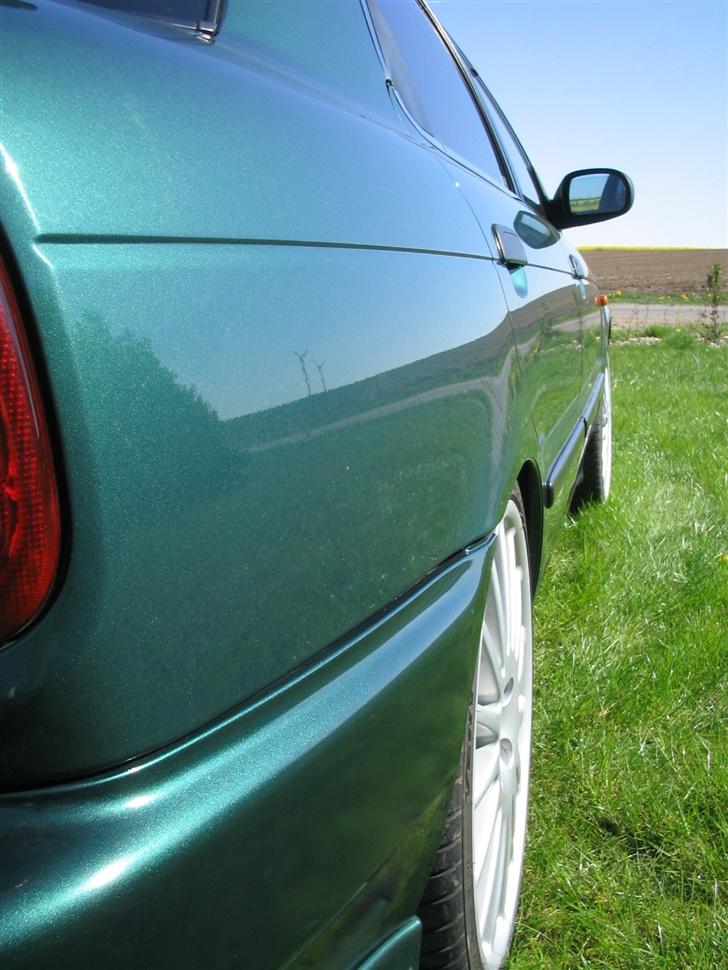 Suzuki            Baleno 1.6 GLX billede 4