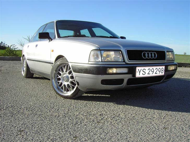 Audi 80 B4 (total skadet) billede 1