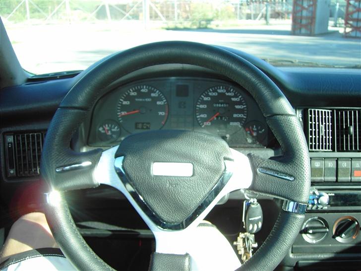 Audi 80 B4 (total skadet) billede 5