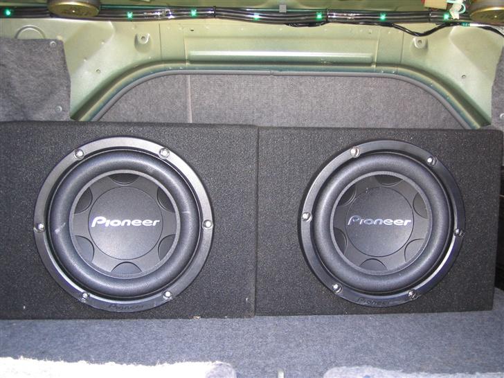 Suzuki            Baleno 1.6 GLX billede 12