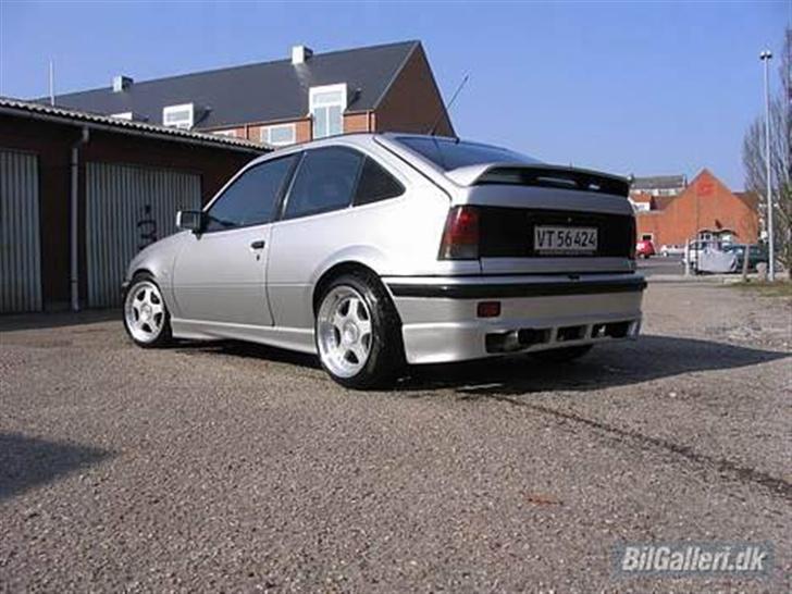 Opel kadett gsi 16v (solgt) billede 10