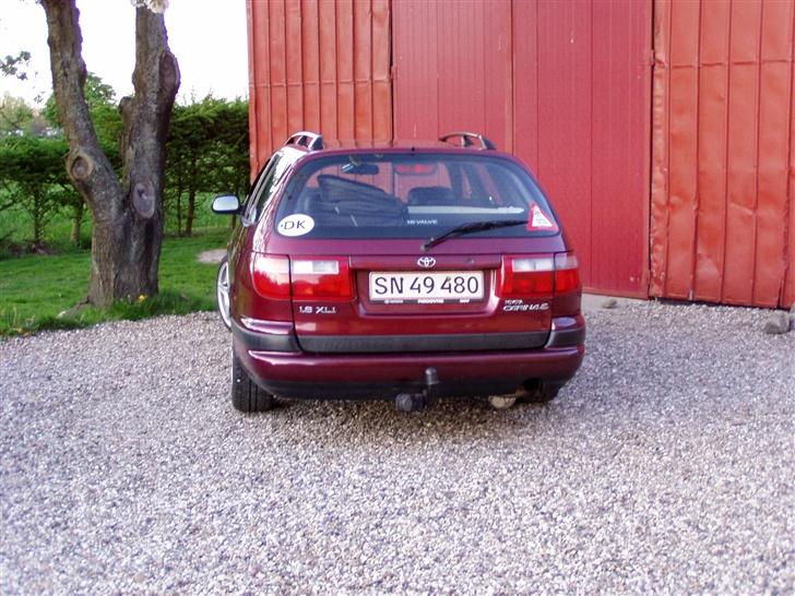 Toyota carina e solgt billede 5