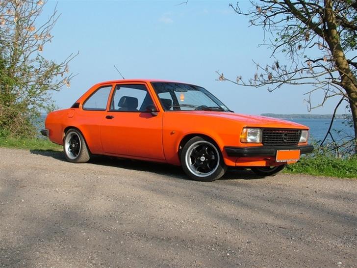 Opel Ascona B *Solgt* billede 8