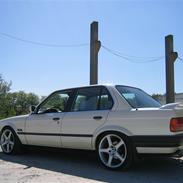 BMW 320i - Bilen er solgt.