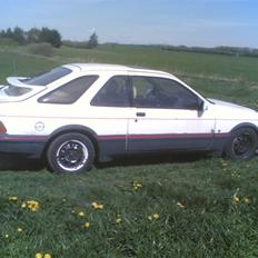 Ford sierra xr4i 2,8i v6 død
