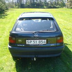 Opel Astra F