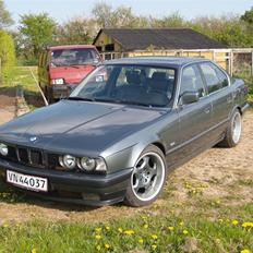 BMW E34 535i