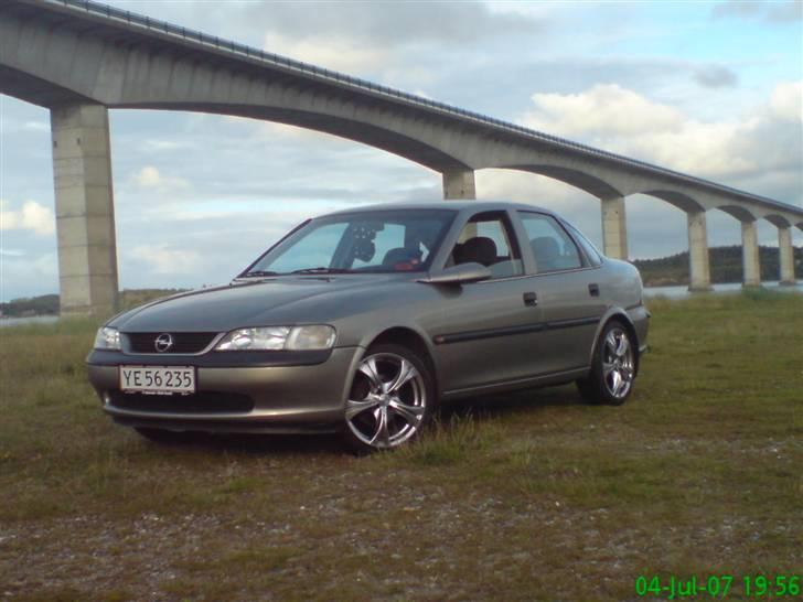 Opel Vectra B 1,6 16V Solgt billede 9