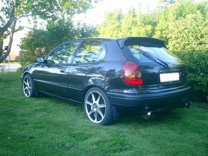 Toyota Corolla 1.3  - Med de gamle oxigin fælge billede 8