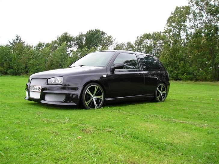 VW Golf 3 TDI *SOLGT* - 16-09-07 så er det nye billeder af golf´en efter at den er blevet sænket :D billede 2