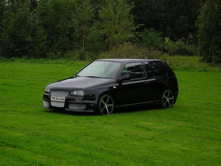 VW Golf 3 TDI *SOLGT* - 16-09-07 så er det nye billeder af golf´en efter at den er blevet sænket :D billede 3