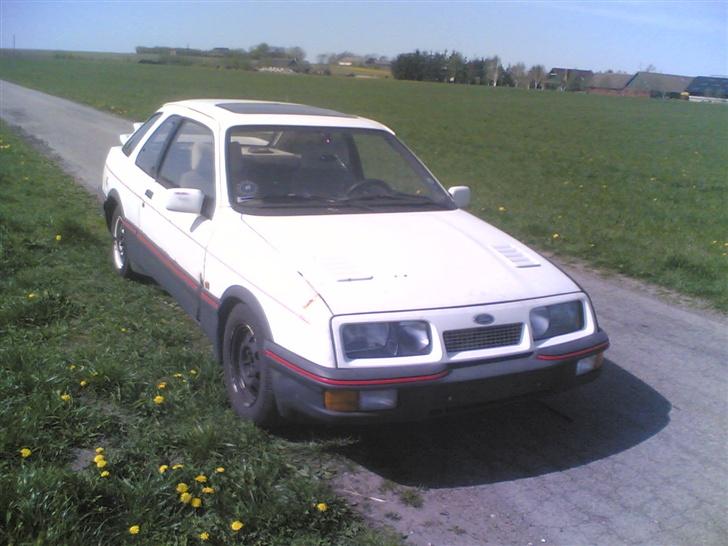 Ford sierra xr4i 2,8i v6 død billede 1
