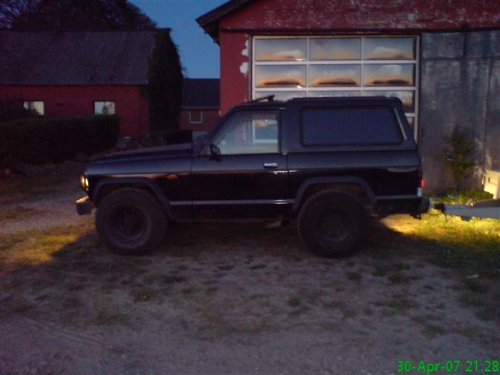 Nissan PATROL 3,3 TD billede 2